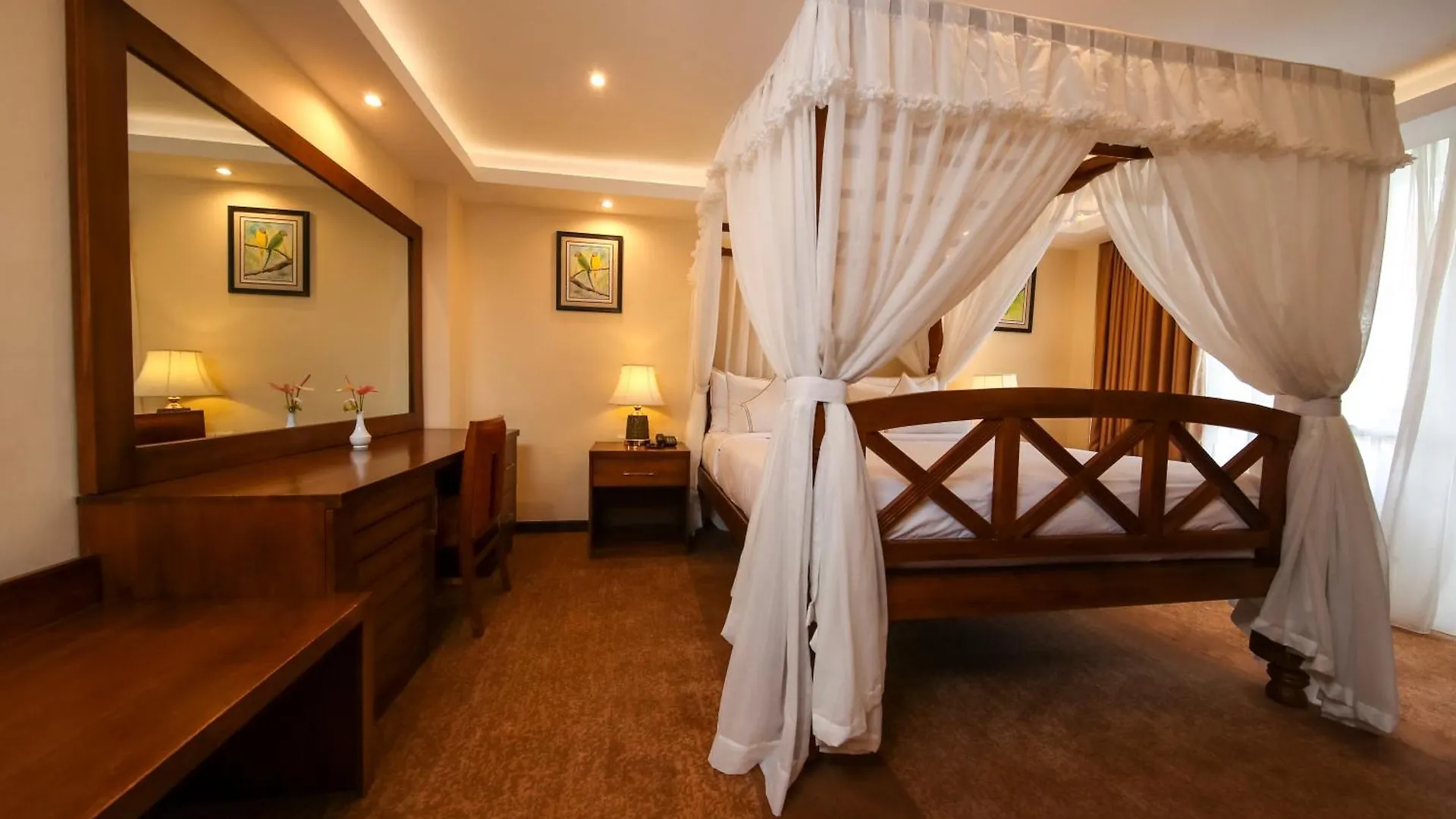 Serene Kandy Hotel